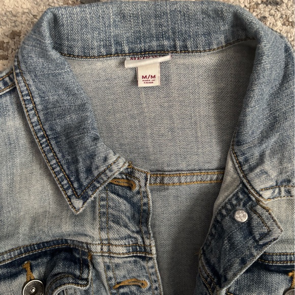 Jean Jacket - Picture 2 of 3